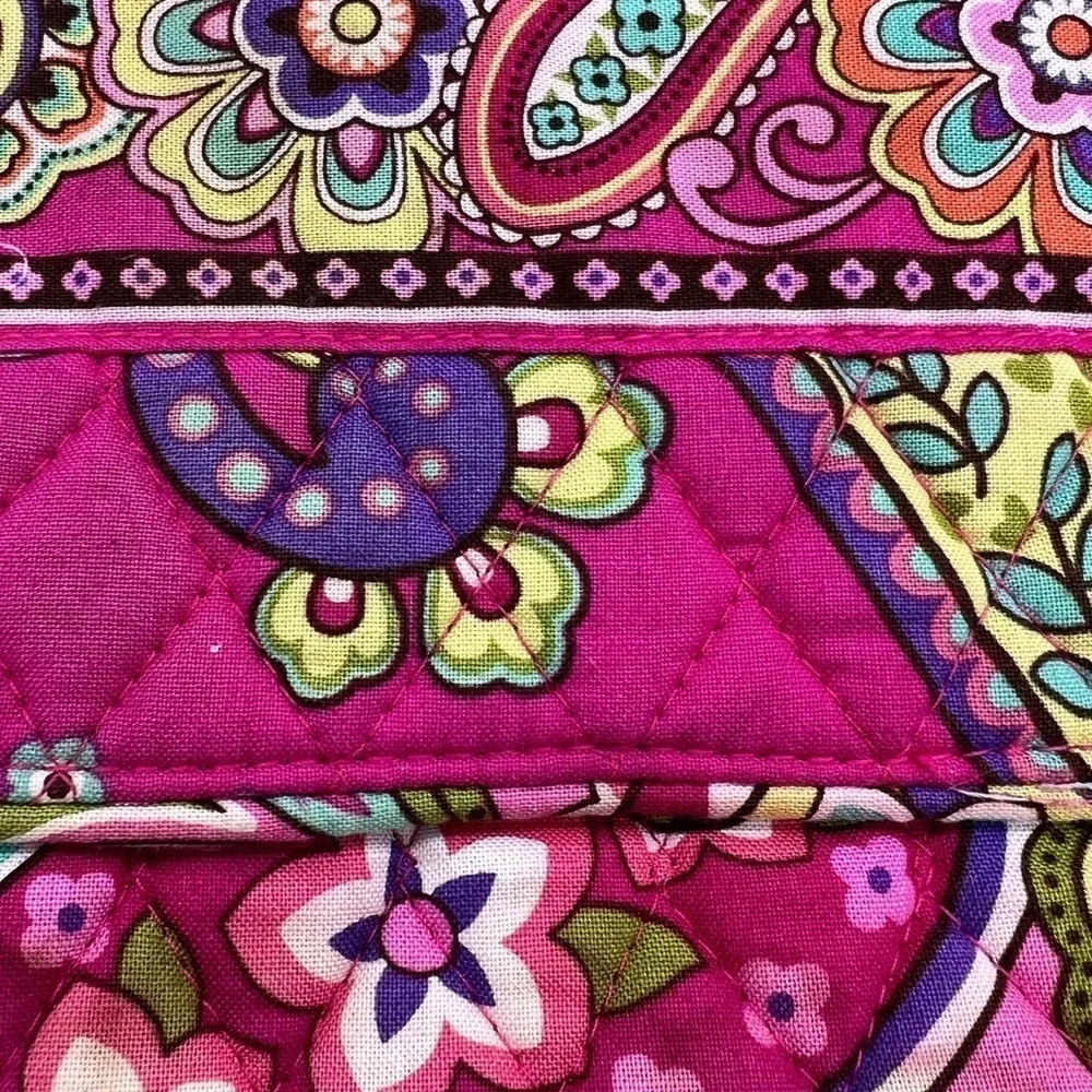 VERA BRADLEY SMALL CROSSBODY BAG WITH LOTS OF POCKETS VIBRANT PINK, ORANGE